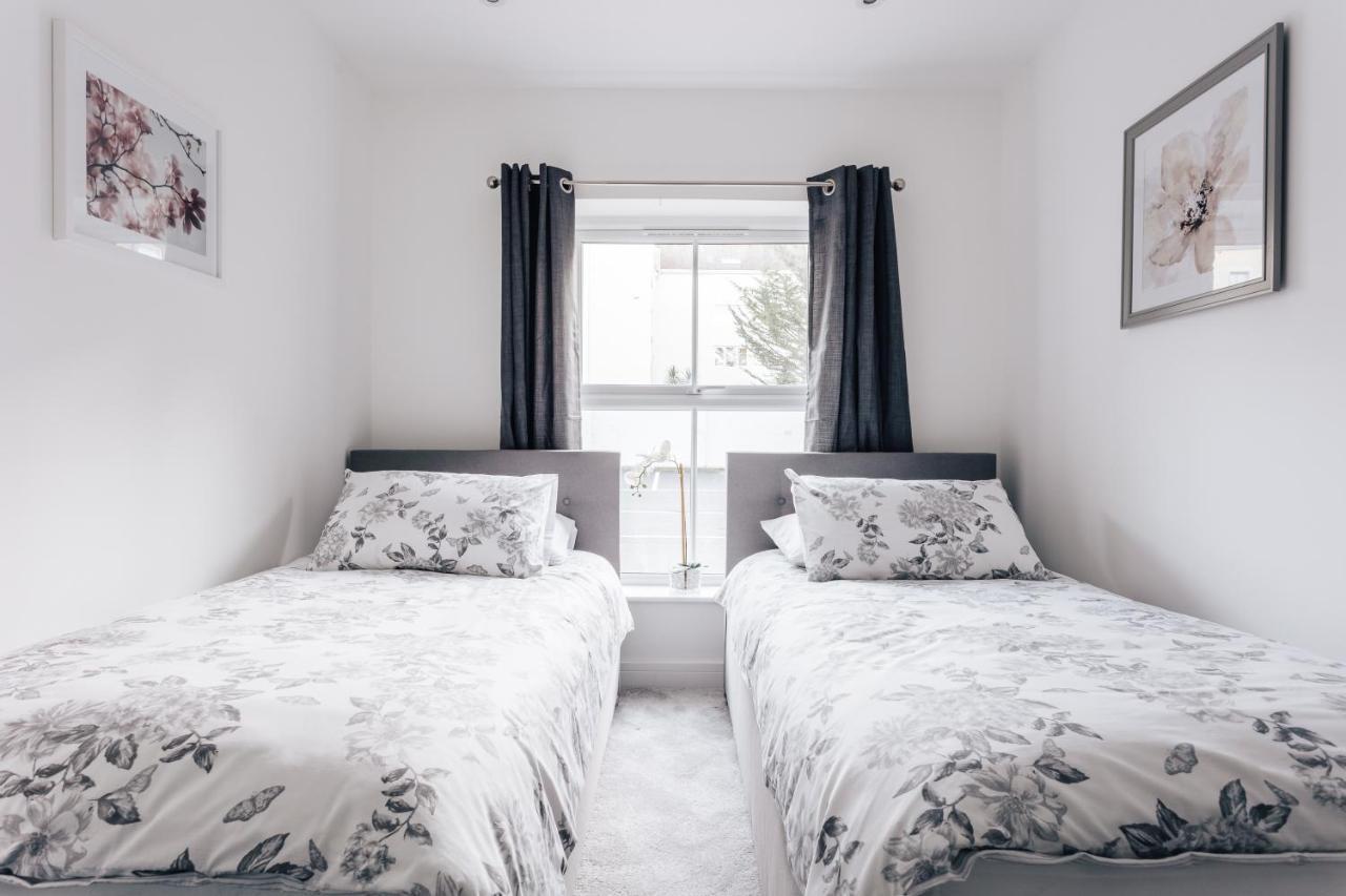 Contemporary Two Bedroom Duplex - Secluded Residence With Parking In A Prime Central Location ボーンマス エクステリア 写真